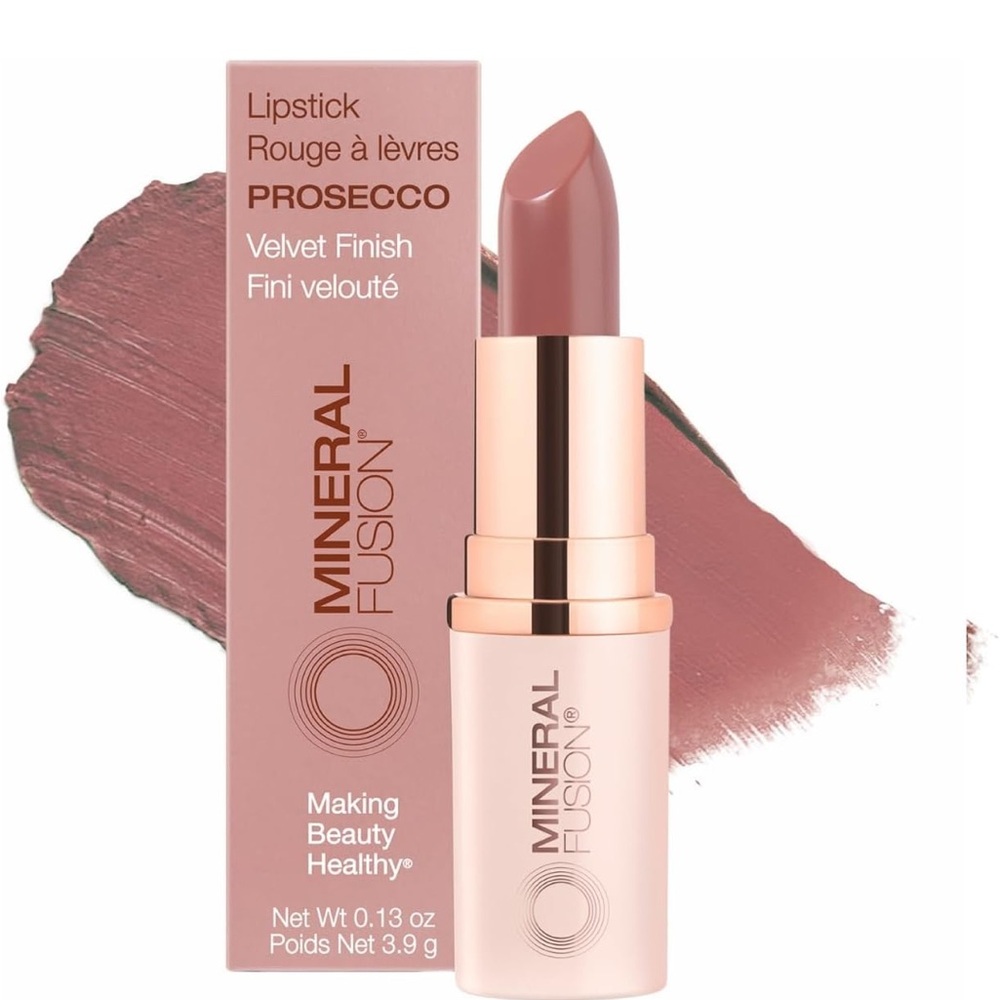 NWT Mineral Fusion Velvet Finish Prosecco Lipstick